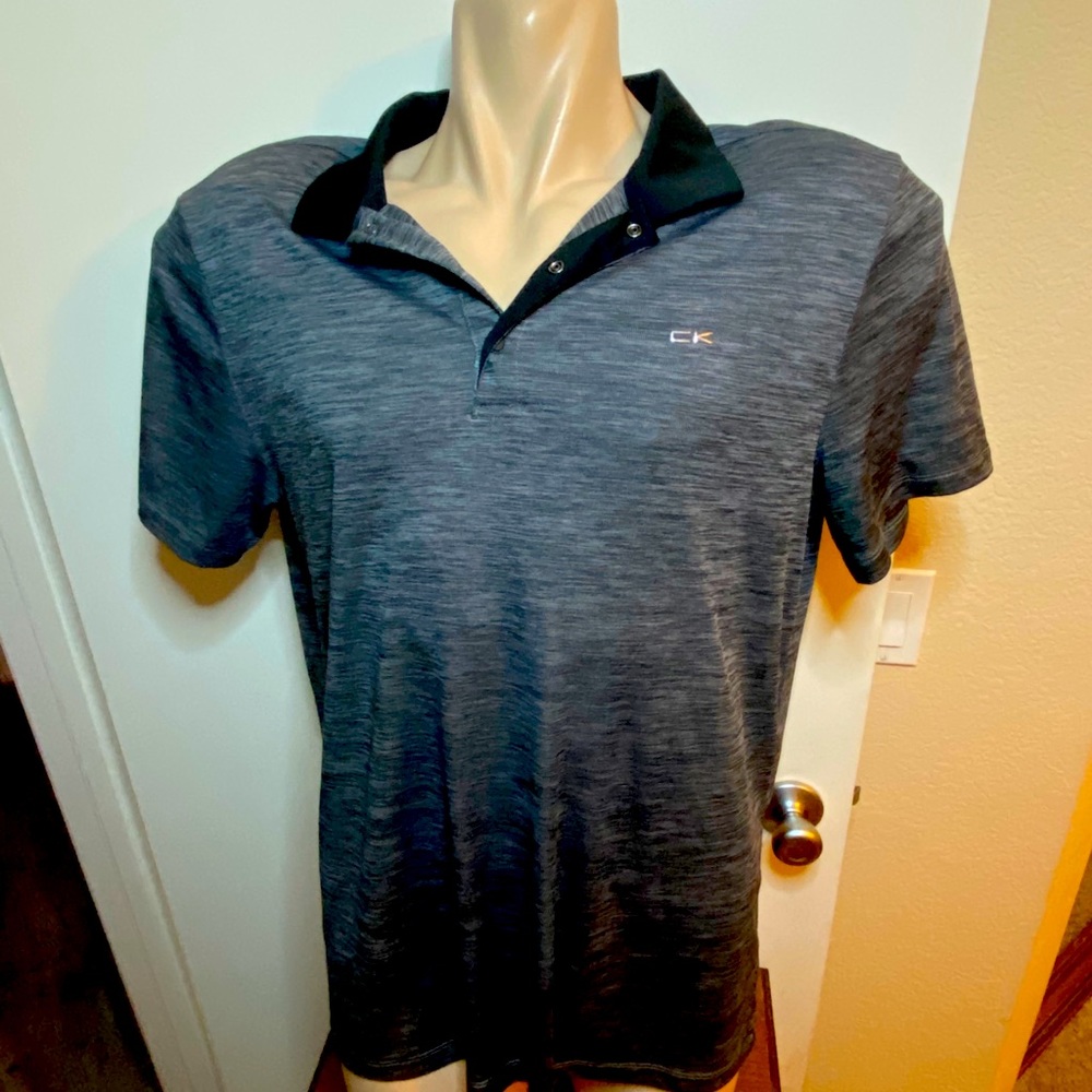 CALVIN KLEIN // LARGE // POLO